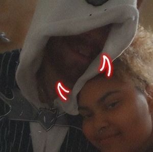 Meet your Posher, Brady